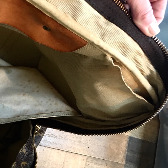 Louis Vuitton, Sirius 55 - Picture 5 of 8